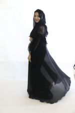⁦عبايه مناسبات بالأورغيزا و الدانتيل⁩ - الصورة ⁦3⁩